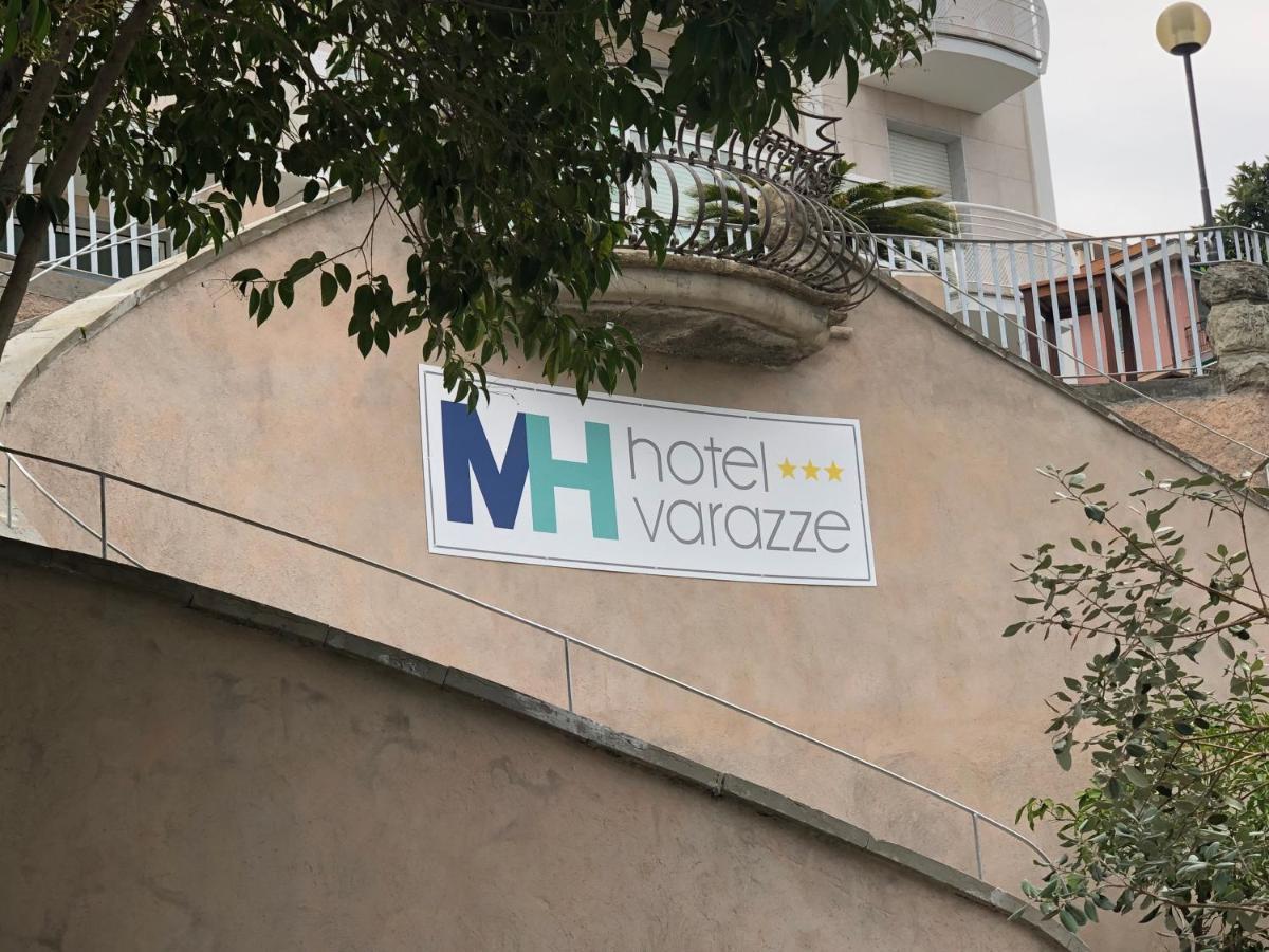 Mh Hotel ואראצה מראה חיצוני תמונה