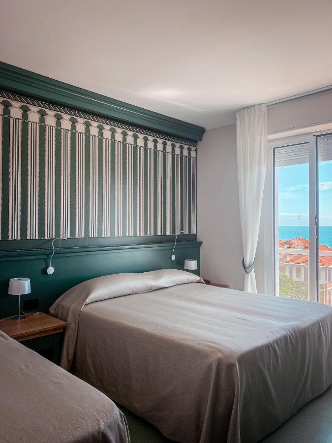Mh Hotel ואראצה מראה חיצוני תמונה