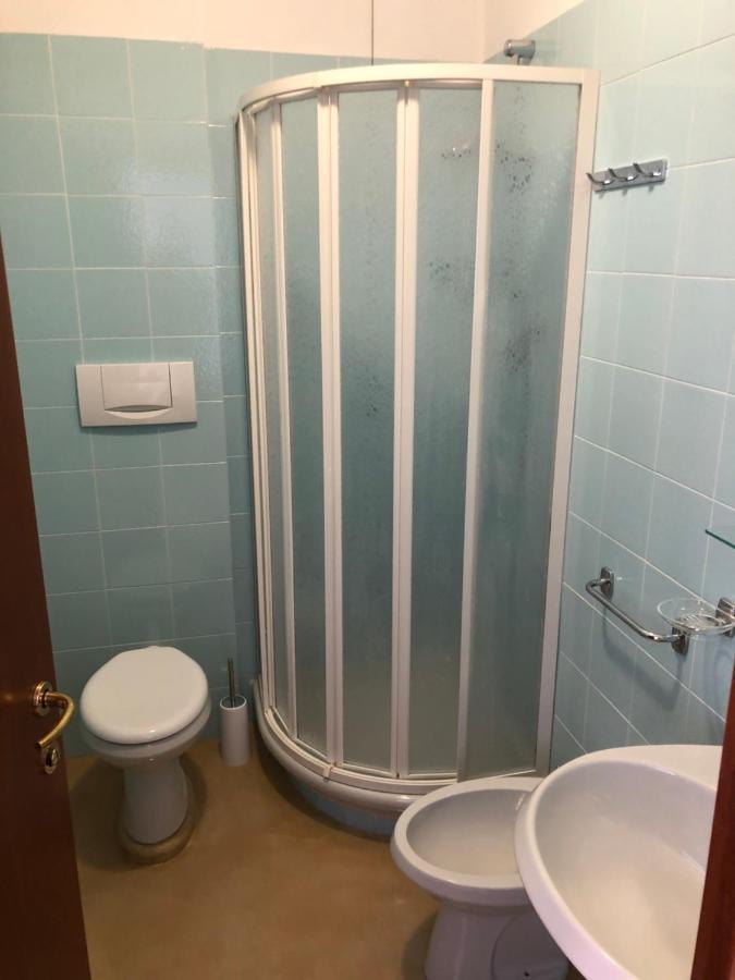 Mh Hotel ואראצה מראה חיצוני תמונה